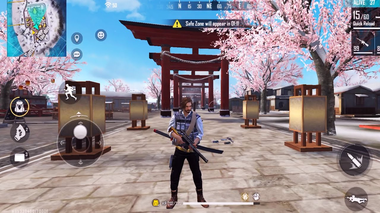 Free Fire 2022 classic lobby screen with a character in the center
